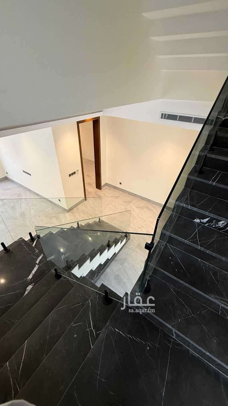 4 bedroom villa in King Fahd, Riyadh 17