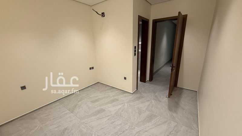 4 bedroom villa in King Fahd, Riyadh 13