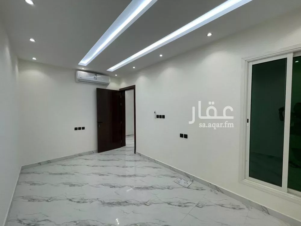4 bedroom villa in Dhahrat Al Badiah, Riyadh 12