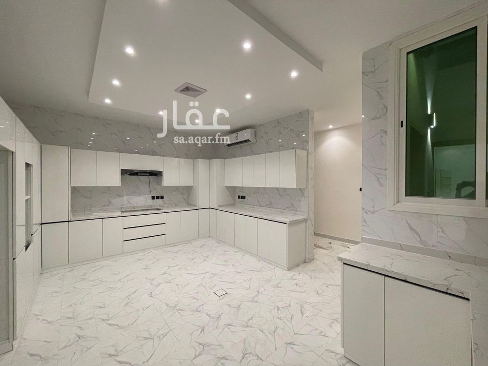 4 bedroom villa in Dhahrat Al Badiah, Riyadh 14