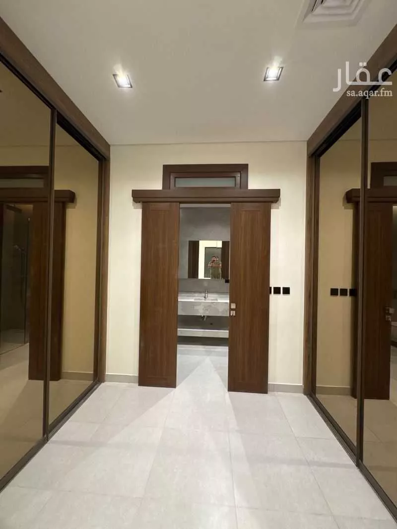 5 bedroom villa in Al Malqa, Riyadh 14