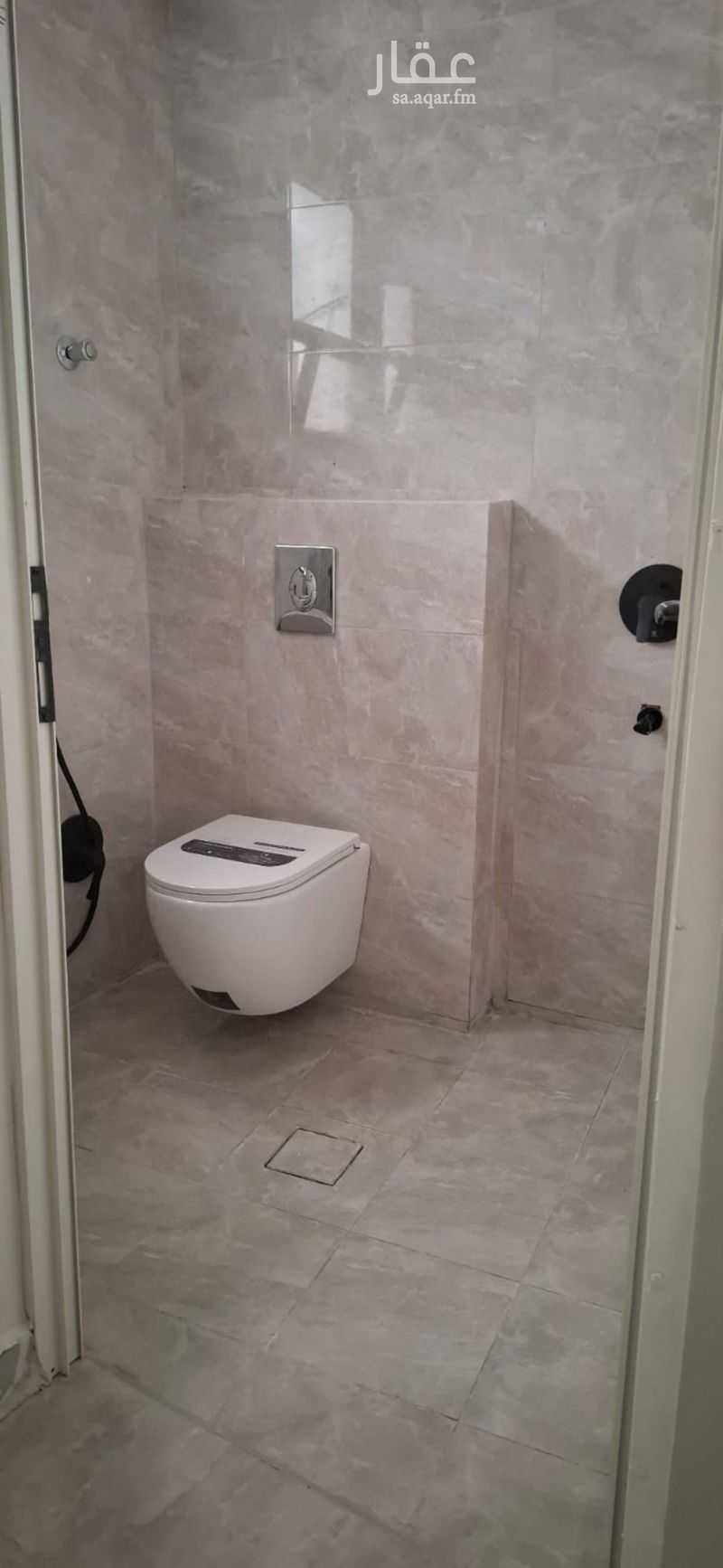 7 bedroom building in Al Sharafiyah, Riyadh 14