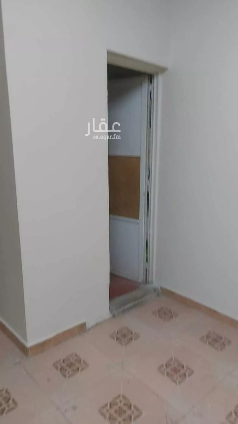 15 bedroom building in King Faisal, Riyadh 8
