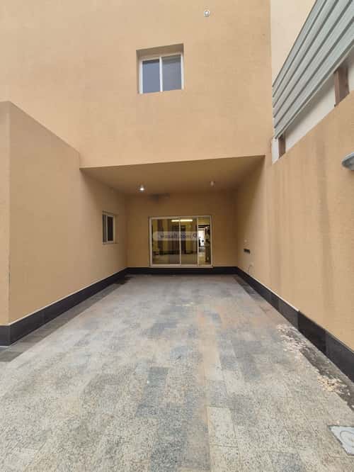 5 bedroom villa in Al Maseef, Riyadh 15