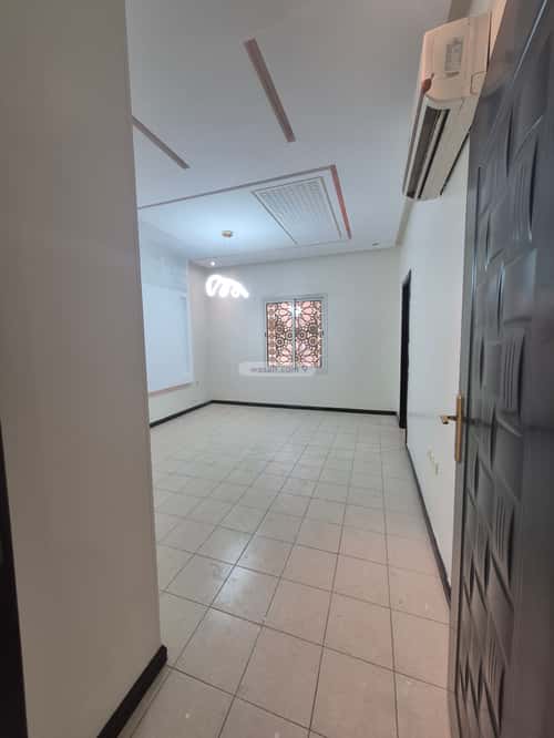 5 bedroom villa in Al Maseef, Riyadh 3