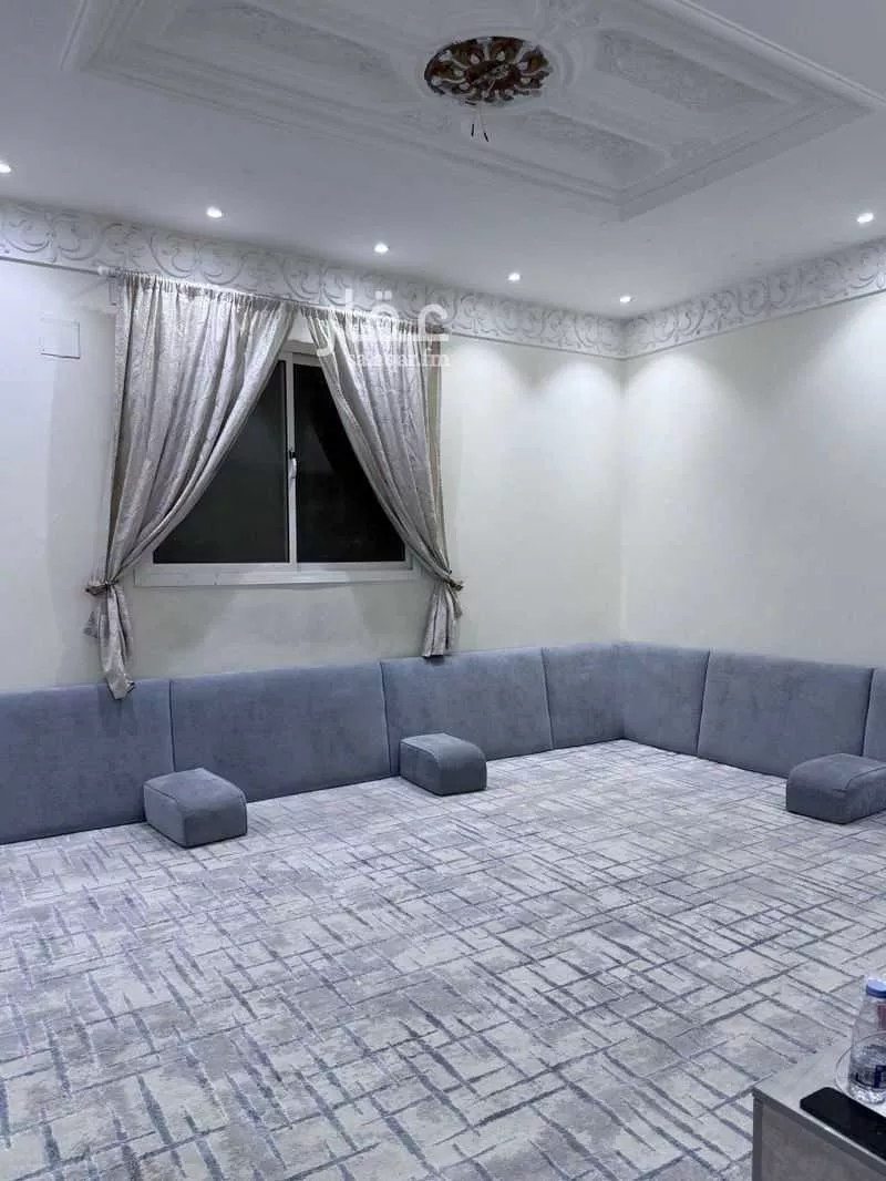 4 bedroom villa in Al Yarmouk 13