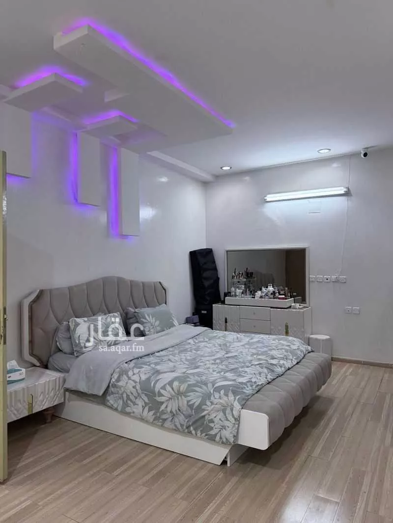 4 bedroom villa in Al Yarmouk 16
