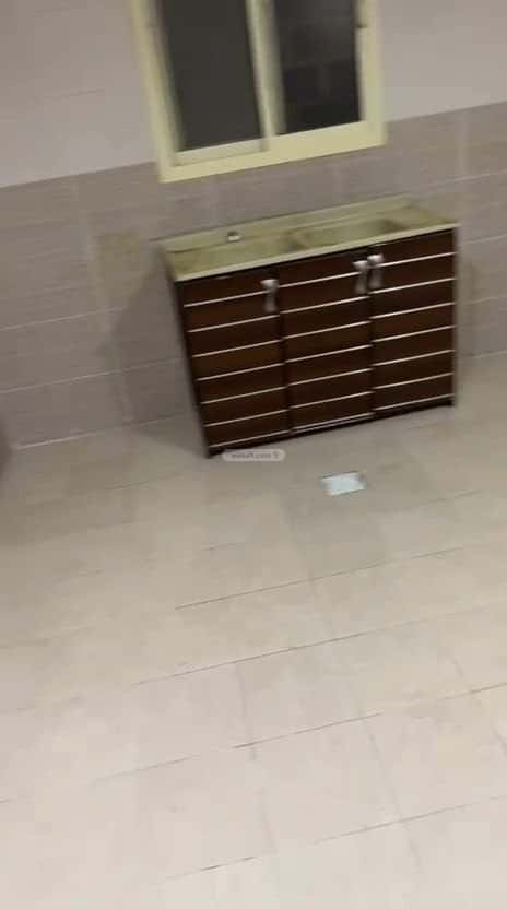 4 bedroom apartment in Dahiat King Fahd, Eastern Province 4