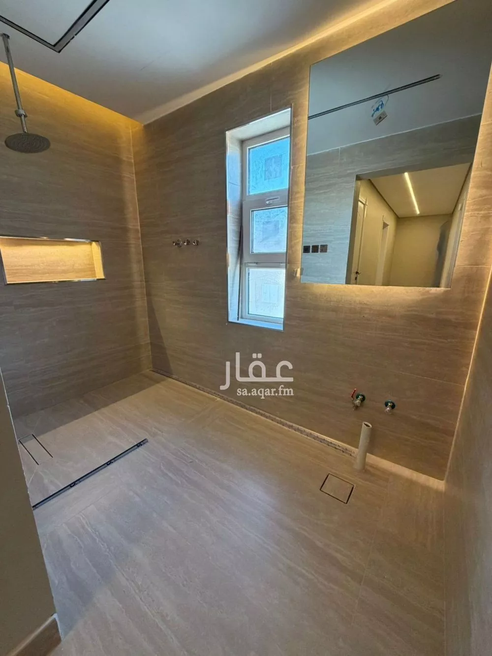 3 bedroom floor in Hittin 6