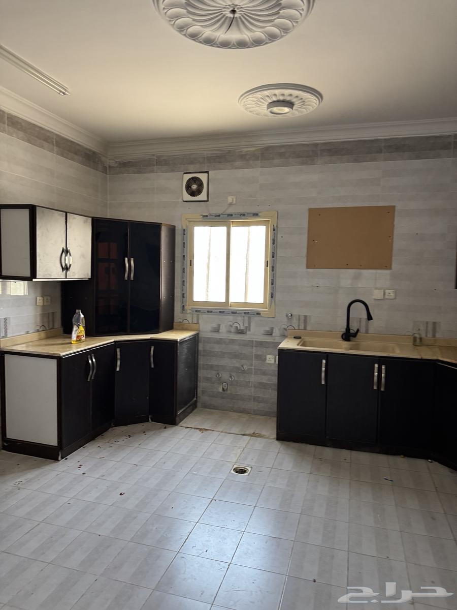 3 bedroom apartment in Al Difa, Madinah 20