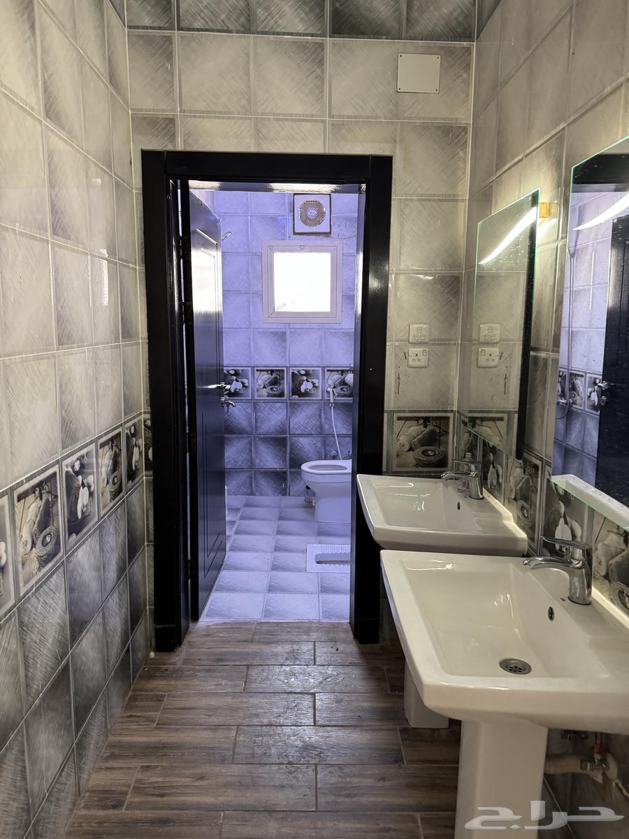 3 bedroom apartment in Al Difa, Madinah 6