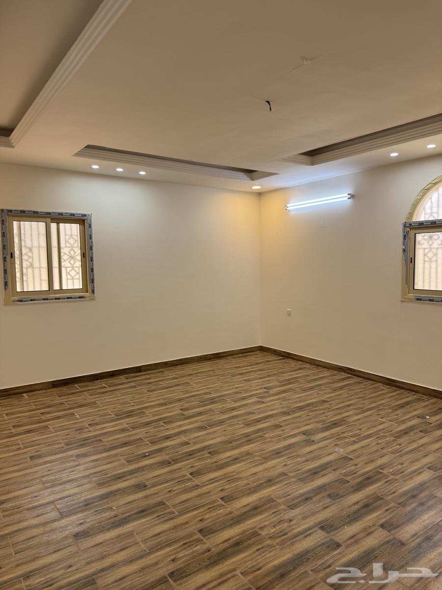 3 bedroom apartment in Al Difa, Madinah 4