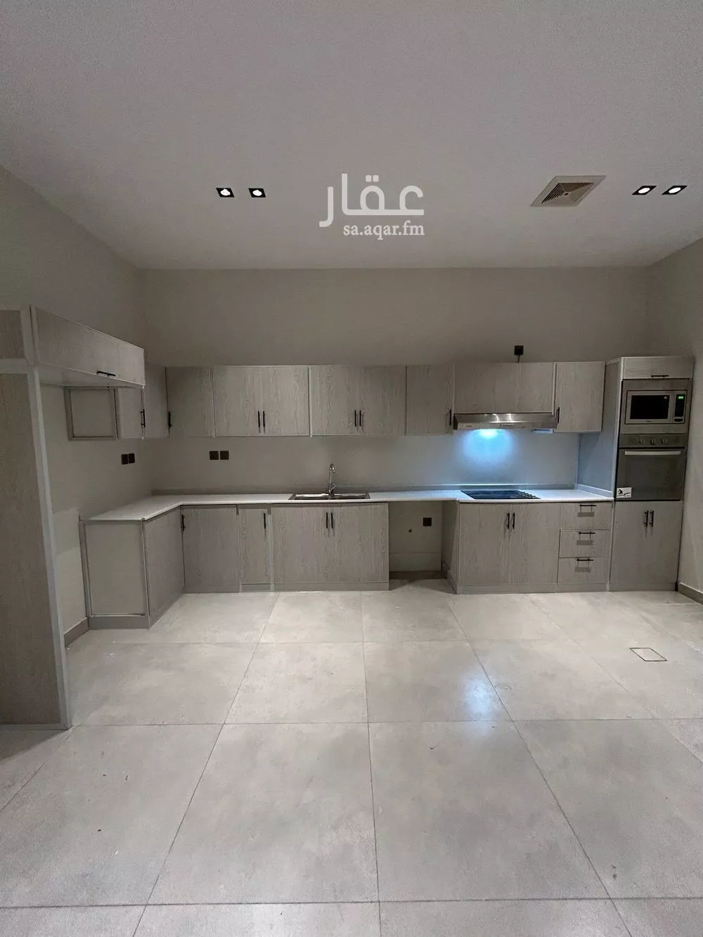 5 bedroom apartment in Al Zahra 8