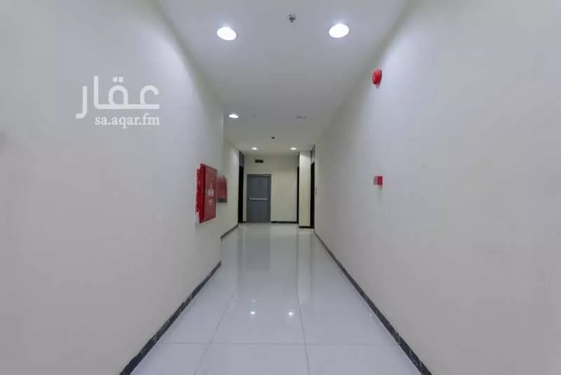 4 bedroom building in Al Hamra, Eastern Province 2