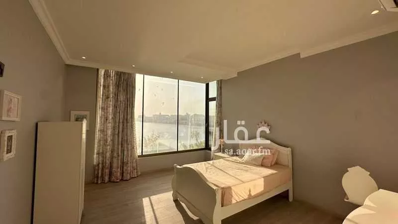فيلا 5 غرف في المرجان 18