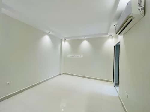 3 bedroom villa in Al Shati, Jeddah 10