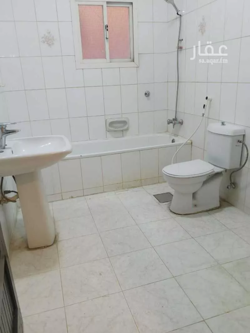 5 bedroom apartment in Al Safa 18