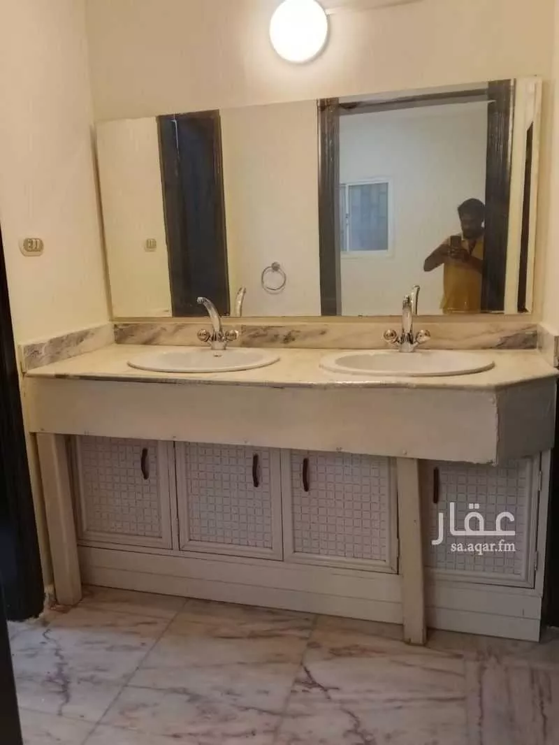 5 bedroom apartment in Al Safa 4