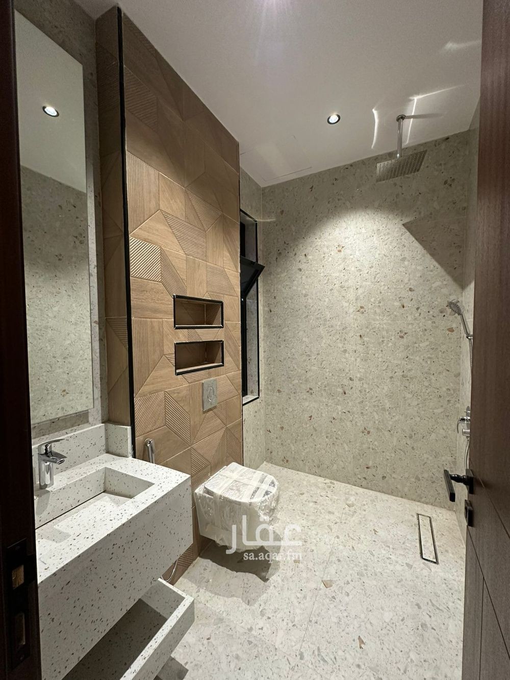 4 bedroom villa in Ar Rayan, Riyadh 15