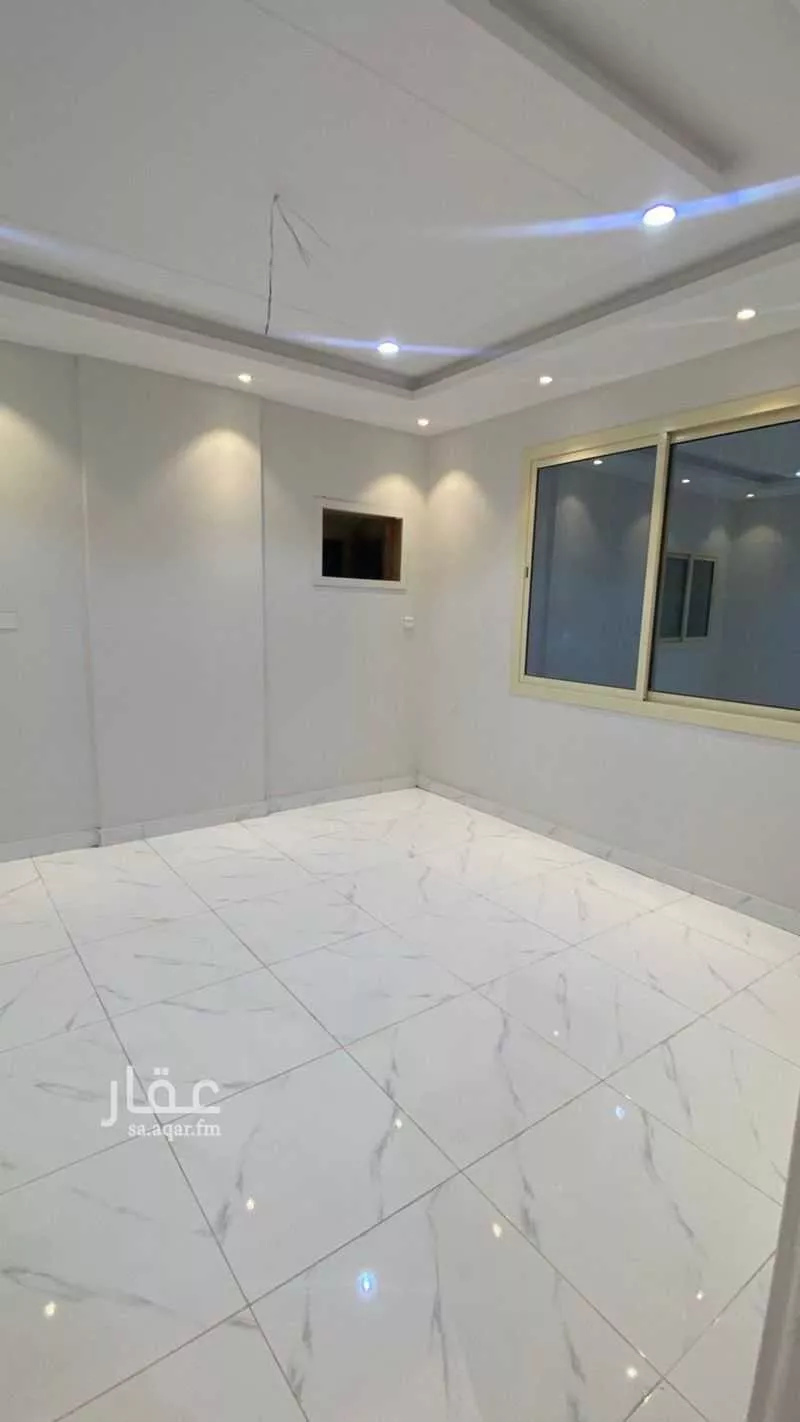 5 bedroom apartment in Al Sharafiyah 3
