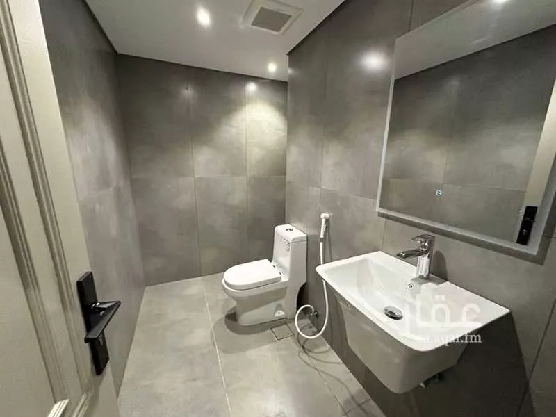 2 bedroom apartment in Al Salamah 10