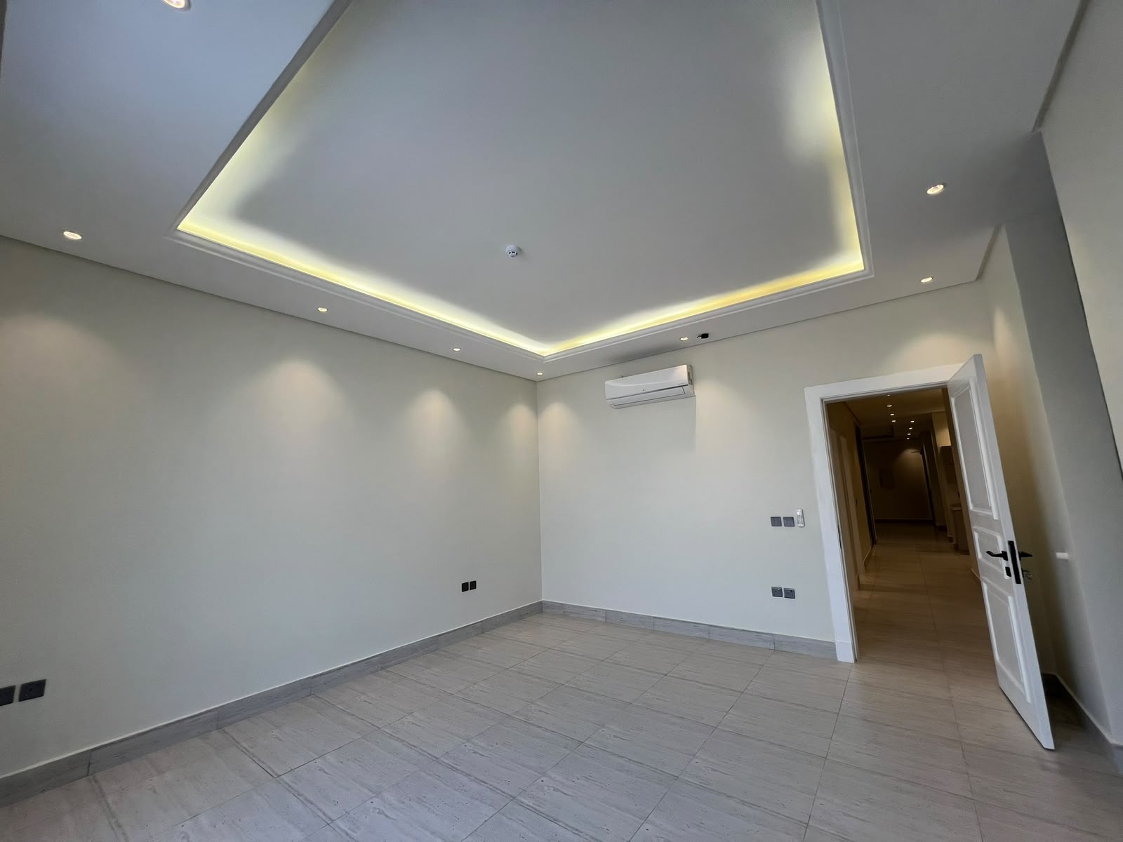 3 bedroom apartment in Al Malqa, Riyadh 4