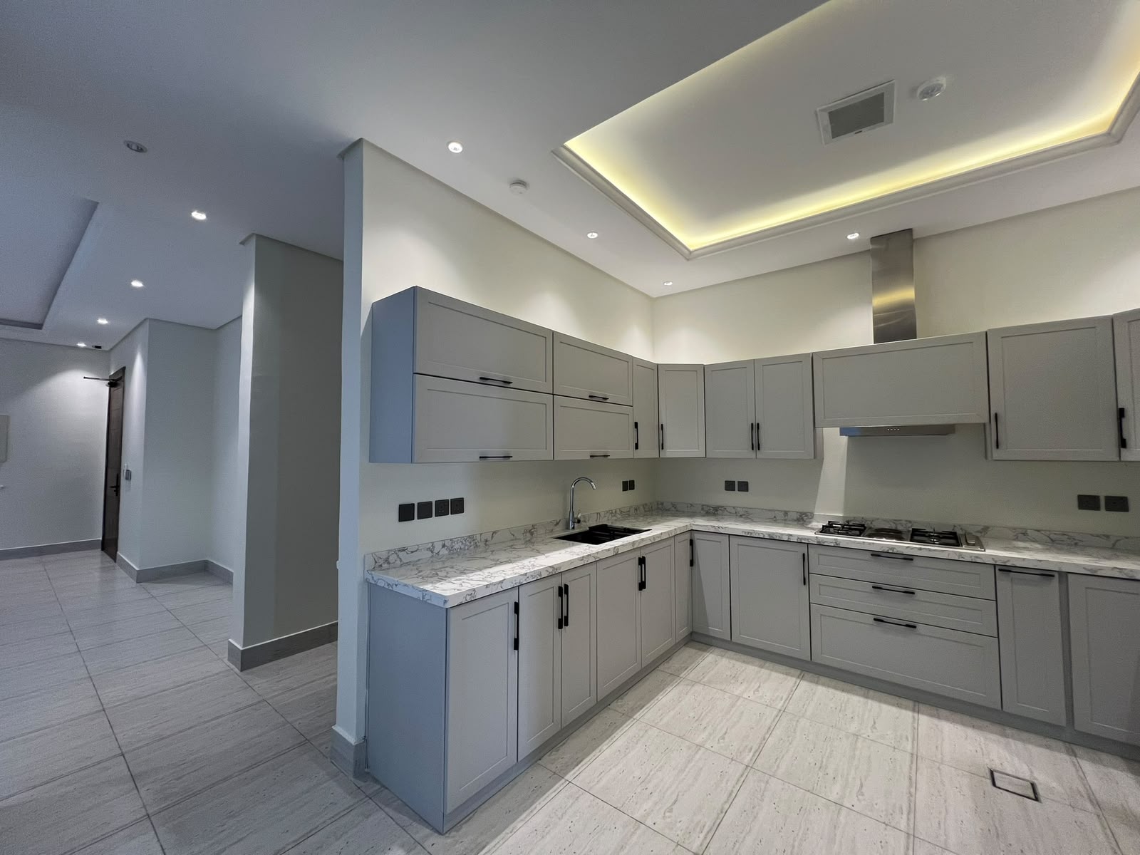 3 bedroom apartment in Al Malqa, Riyadh 6