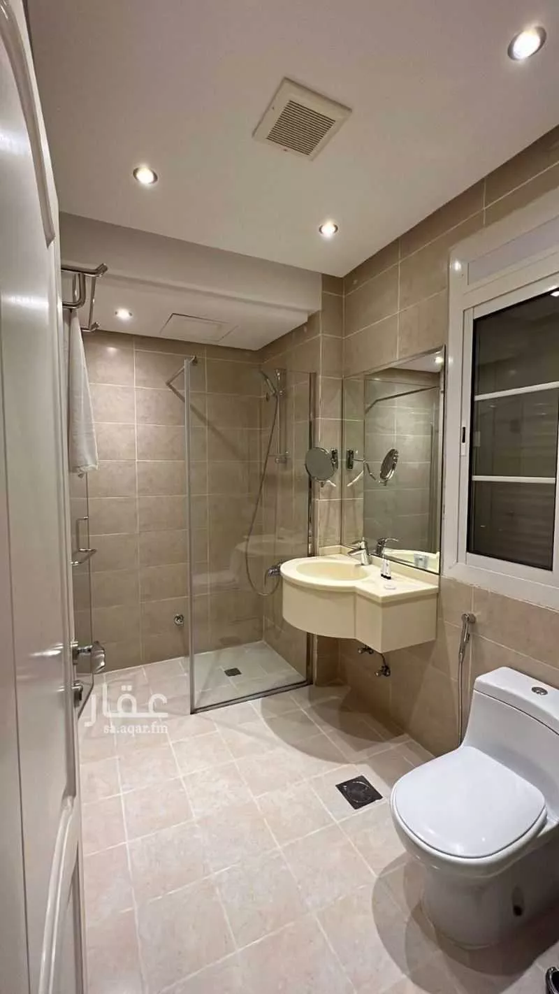 2 bedroom apartment in Al Salamah 6