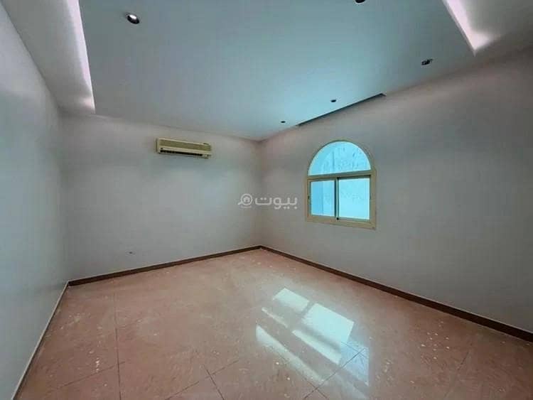 4 bedroom villa in Al Shati, Jeddah 11