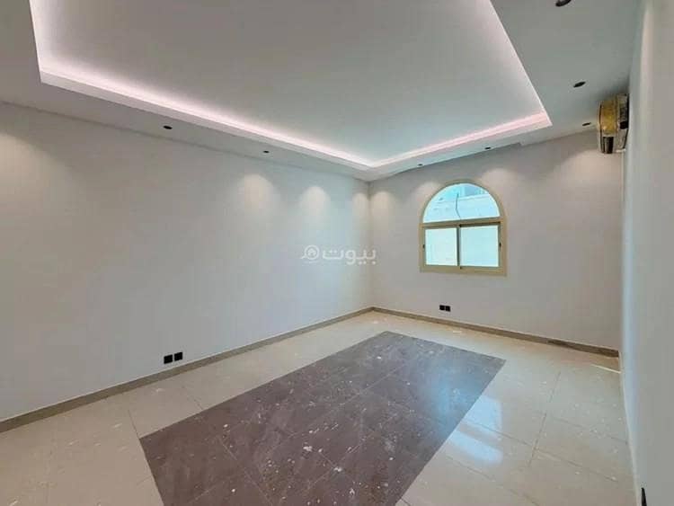4 bedroom villa in Al Shati, Jeddah 17