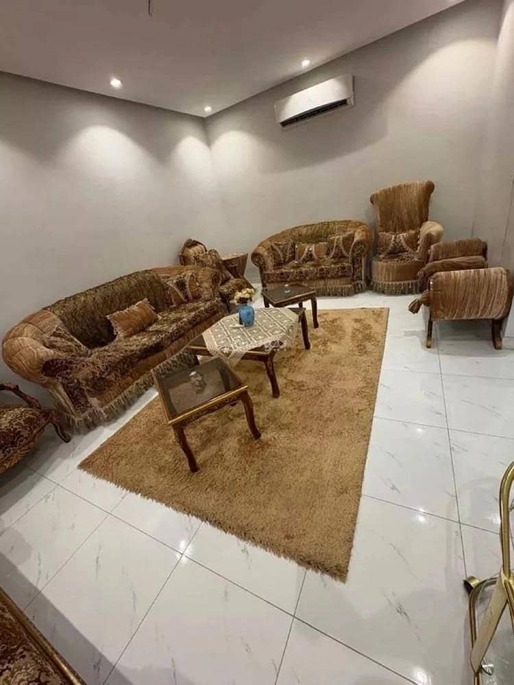 5 bedroom villa in Al Yaqout, Jeddah 2