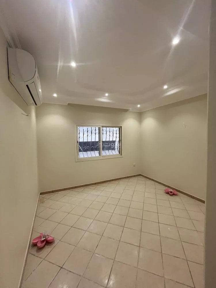 5 bedroom villa in Dhahrat Al Badiah, Riyadh 5