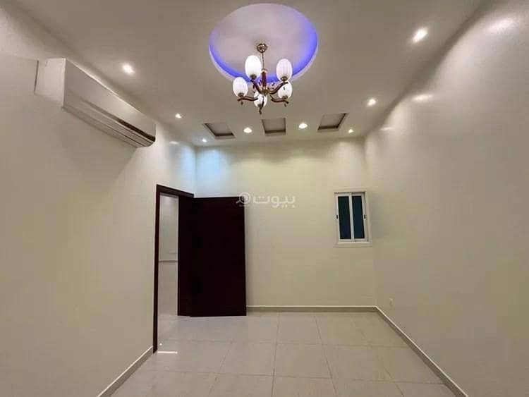 4 bedroom villa in An Nafal, Riyadh 18