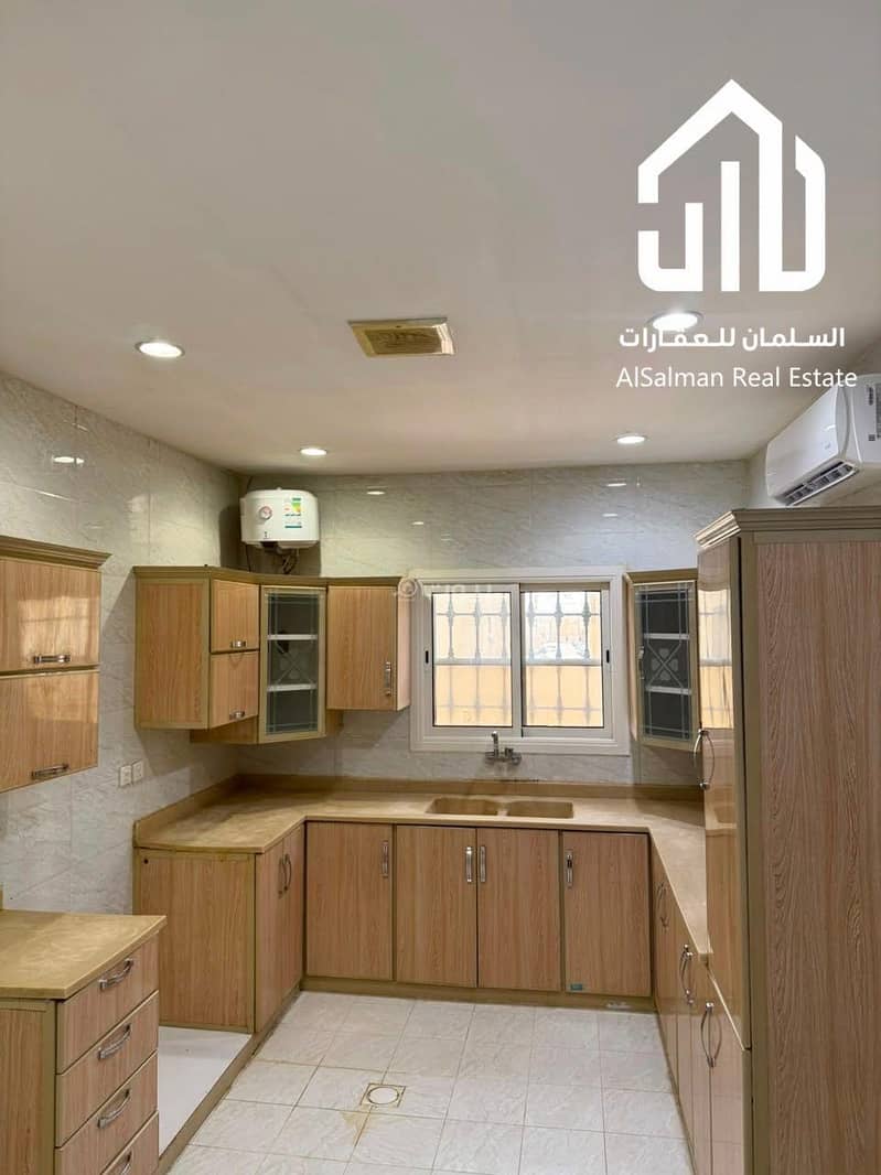 4 bedroom apartment in Al Aridh, Riyadh 5