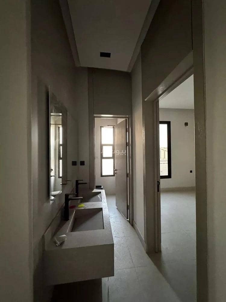 4 bedroom villa in Tuwaiq, Riyadh 15