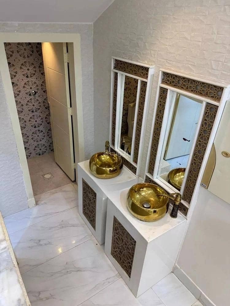 4 bedroom villa in Al Hazm, Riyadh 22