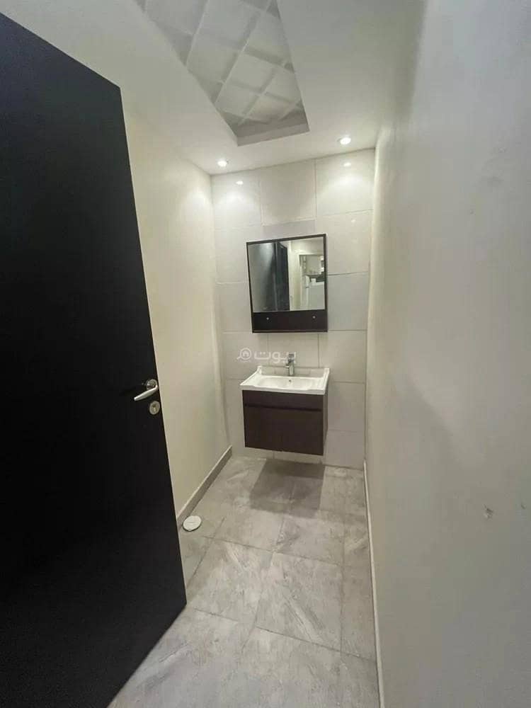3 bedroom apartment in Shubra, Riyadh 14