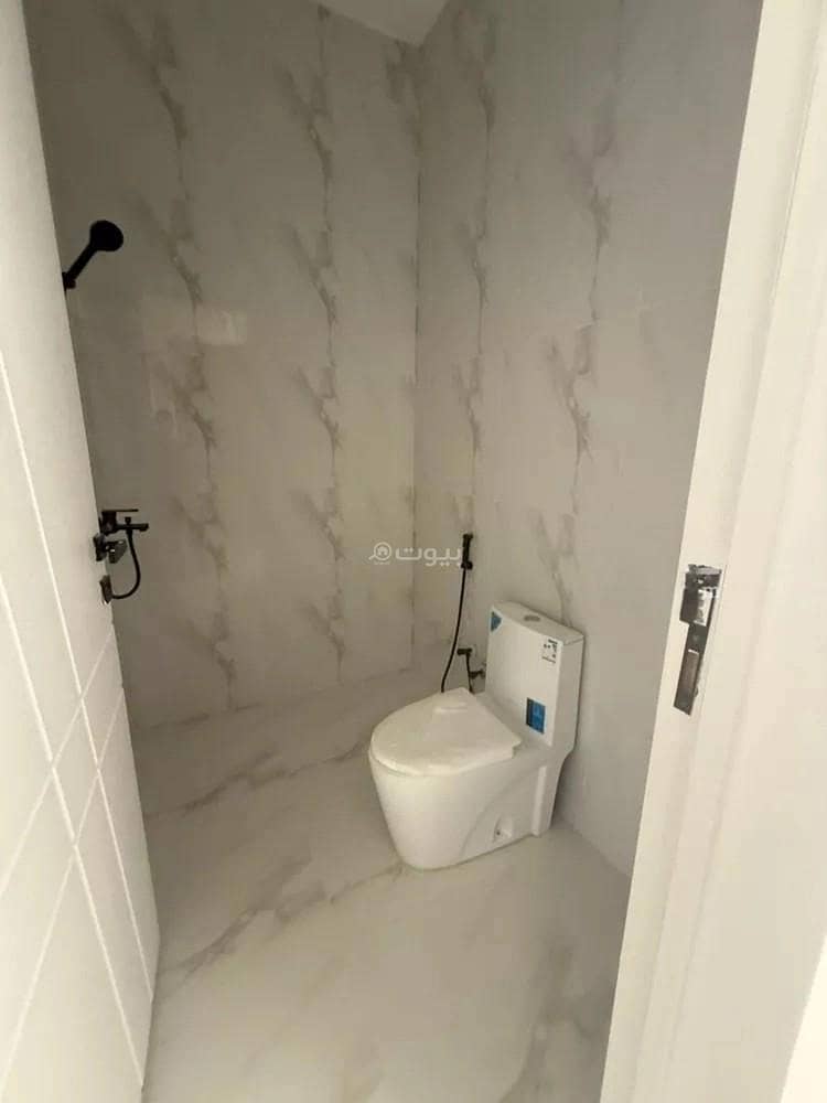 3 bedroom apartment in Shubra, Riyadh 15
