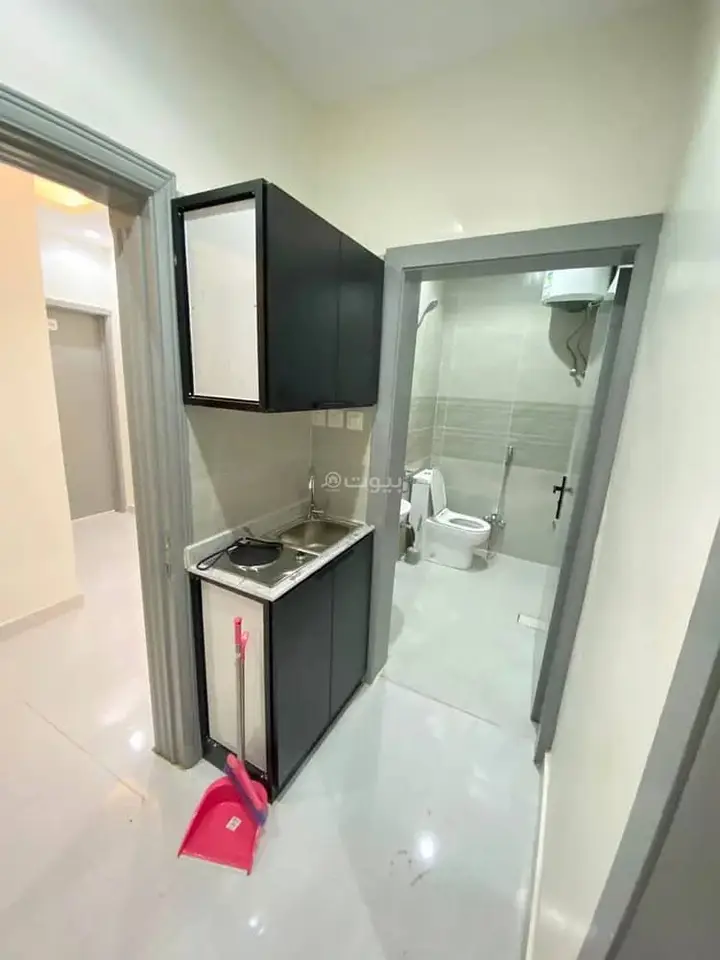 1 bedroom apartment in Ghubairah, Riyadh 4