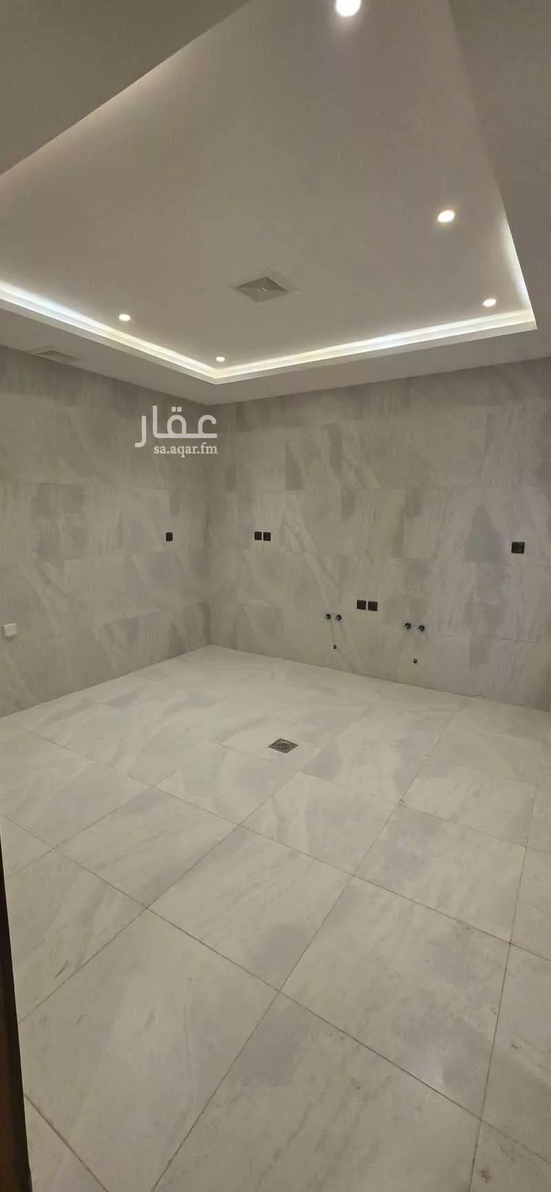 شقة 5 غرف في طيبة 10
