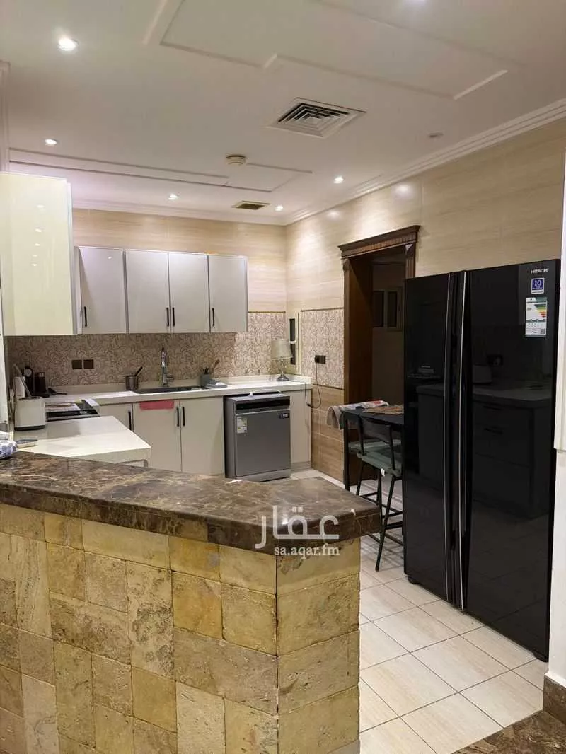 3 bedroom apartment in Al Rawdah 4