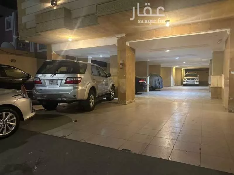 شقة 2 غرف في النزهة 4