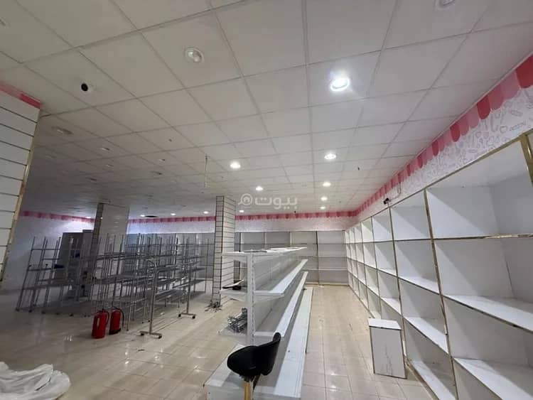 shop in Al Qaswa, Madinah