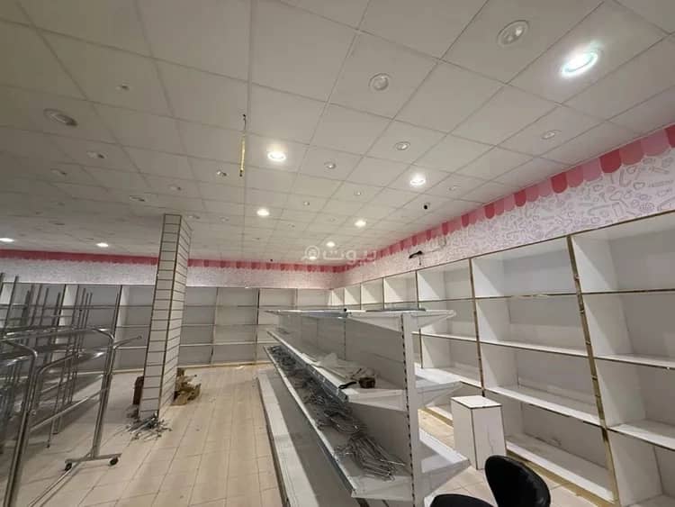 shop in Al Qaswa, Madinah 6
