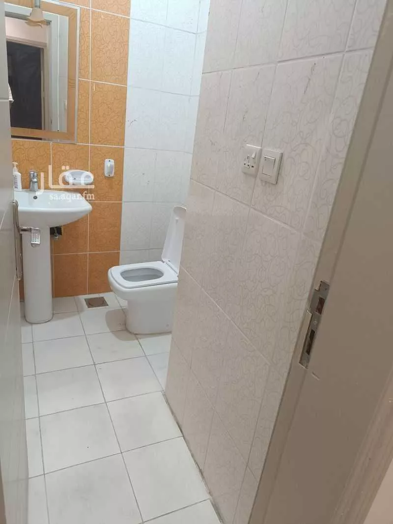 3 bedroom apartment in Al Rawdah 10