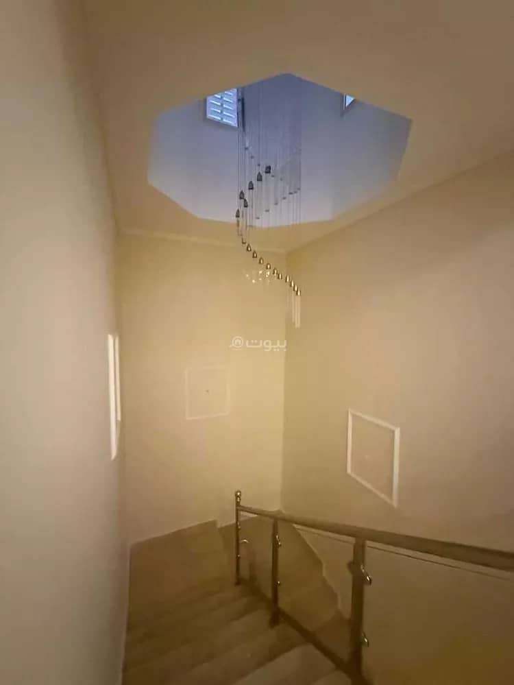 5 bedroom villa in Al Fardus, Jeddah 4