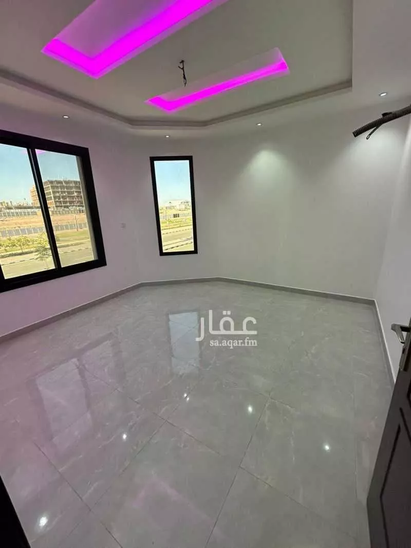 شقة 5 غرف في طيبة 6