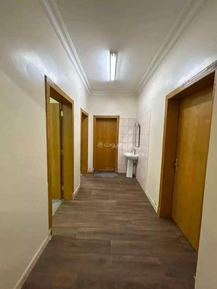4 bedroom apartment in Ishbiliyah, Riyadh 6