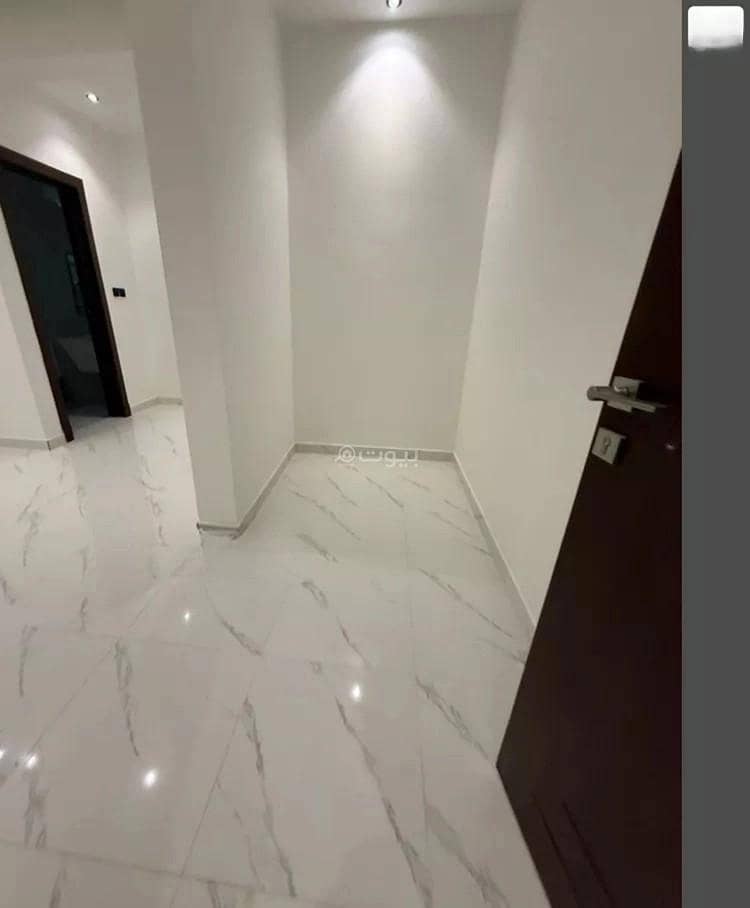 4 bedroom apartment in Badr, Riyadh 4