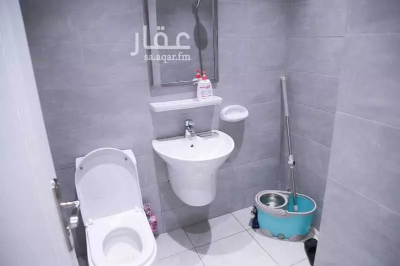 2 bedroom apartment in Jeddah 6